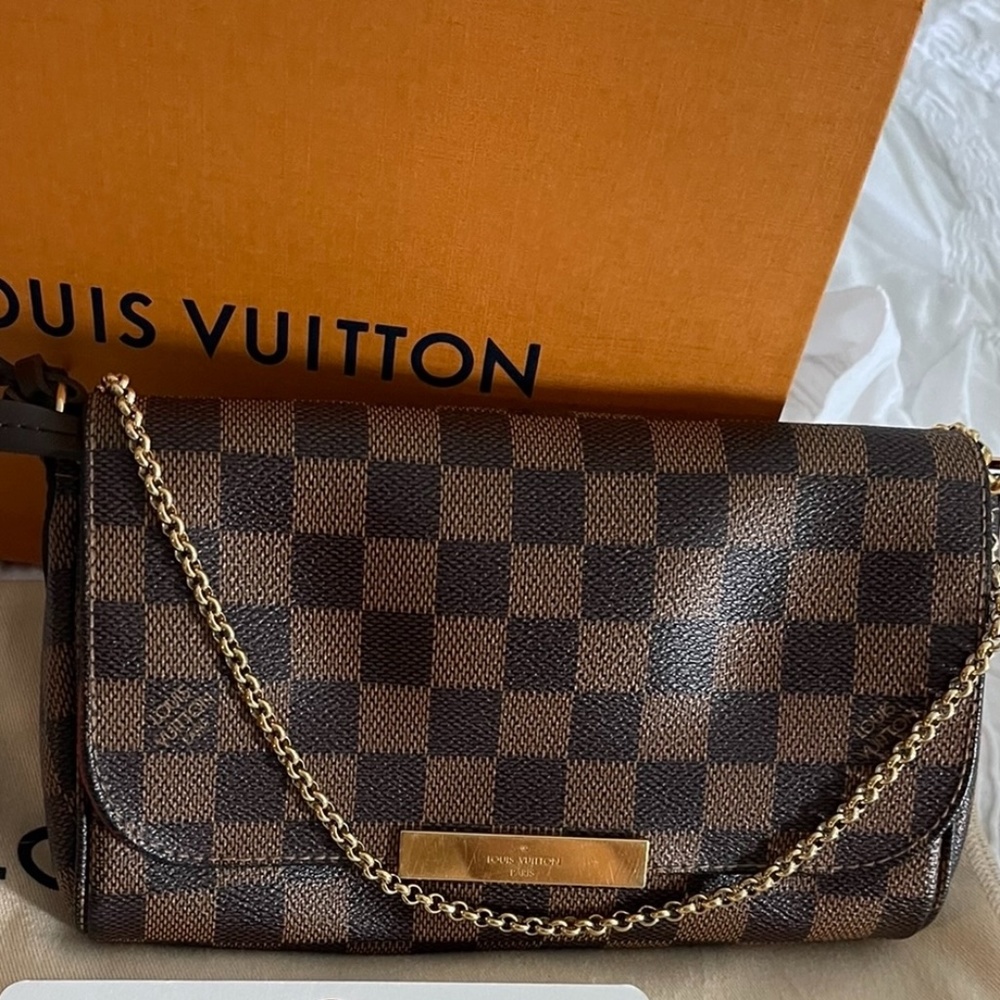 Louis Vuitton Favorite PM Bag
